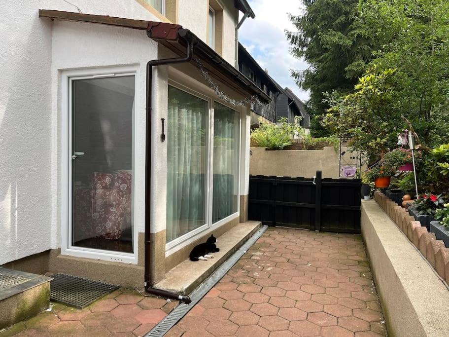 Exklusive Mit 3 Schlafzimmern Und 2 Baedern! Apartment